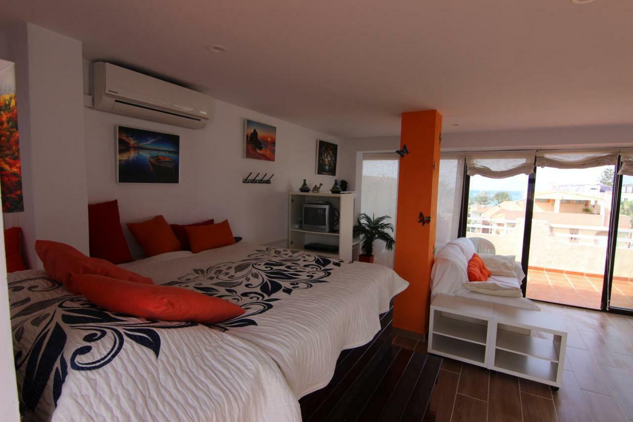 Atico Duplex En 1A Linea De Mar Leilighet Denia Eksteriør bilde